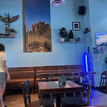What's Crackin Cafe - Cute ambiance - Breakfast & Brunch Near Me - Mesa, Arizona