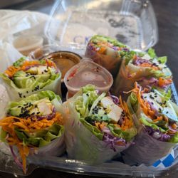 Blue Rice Cafe - Chicken spring rolls