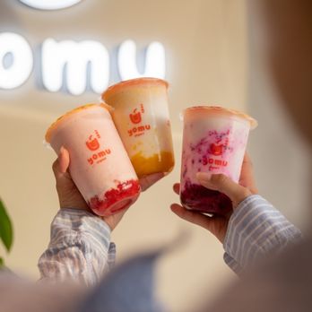 Yomu Yogurt - strawberry yogurt, dragonfruit yogurt , mango yogurt - Bubble Tea Near Me - Toronto, Ontario Yomu Yogurt - strawberry yogurt, dragonfruit yogurt , mango yogurt - Bubble Tea Near Me - Toronto, Ontario