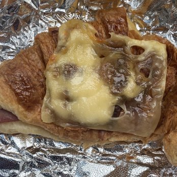 Lafayette Bakery & Cafe - Ham & cheese croissant - Bakeries Near Me - Carmel, California