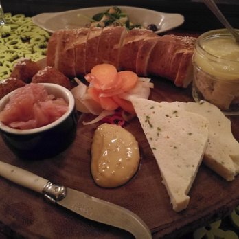 Hazelnut Kitchen - New American Near Me - Trumansburg, New York