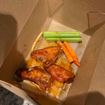 Montana Tap House - chicken wings, carrots and celery - Bars Near Me - Whitefish, Montana Montana Tap House - chicken wings, carrots and celery - Bars Near Me - Whitefish, Montana