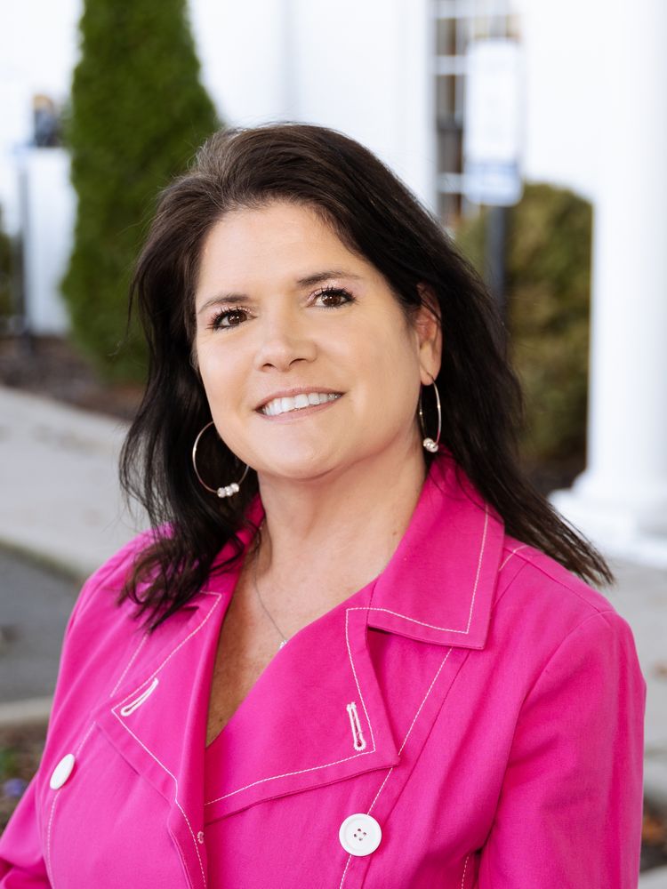 MERIDETH FORD PARKS REALTY Real Estate Agents in Brentwood