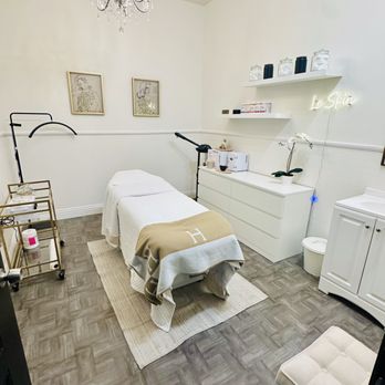 Le Skin - Waxing Near Me - Las Vegas, Nevada Le Skin - Waxing Near Me - Las Vegas, Nevada