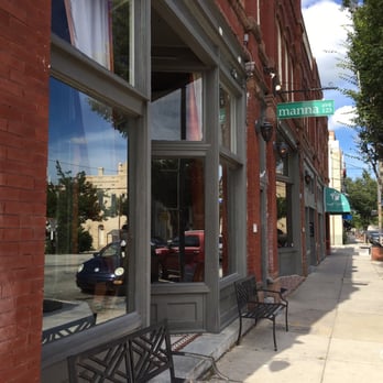 manna - Unassuming front facade - New American Near Me - Wilmington, North Carolina