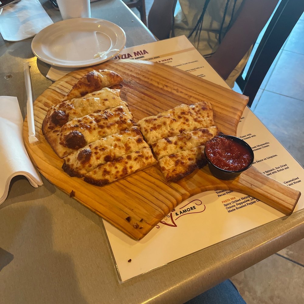 LA Pizza Mia - Garlic cheese bread - Pizza Near Me - Broussard, Louisiana LA Pizza Mia - Garlic cheese bread - Pizza Near Me - Broussard, Louisiana