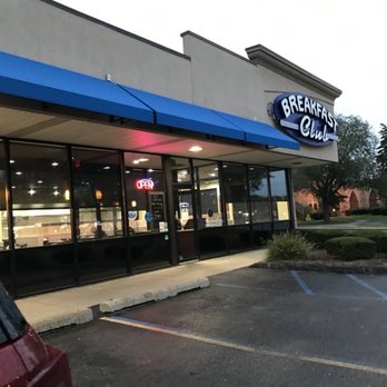 The Breakfast Club - Outside parking free - Breakfast & Brunch Near Me - Royal Oak, Michigan The Breakfast Club - Outside parking free - Breakfast & Brunch Near Me - Royal Oak, Michigan