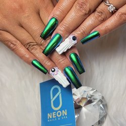 Neon Nails and Spa