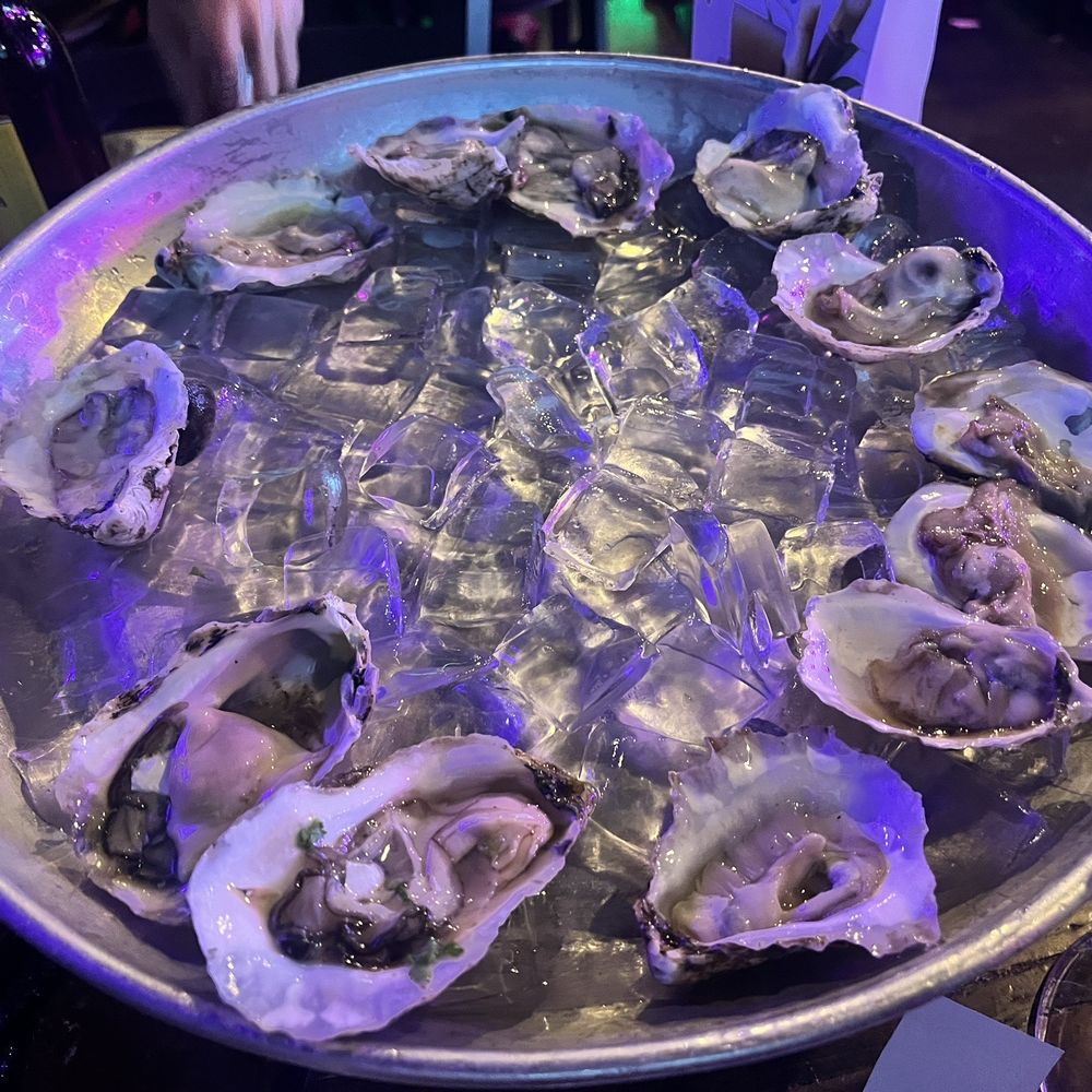 El Pelicano Restaurant & Lounge - Seafood Near Me - Aurora, Colorado El Pelicano Restaurant & Lounge - Seafood Near Me - Aurora, Colorado