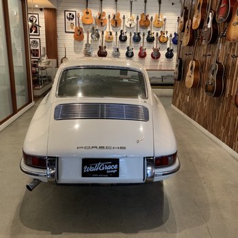Walt Grace Vintage - Guitar Stores Near Me - Miami, Florida Walt Grace Vintage - Guitar Stores Near Me - Miami, Florida