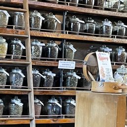 Tea wall! Tea wall!