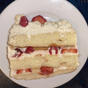 Trestles Coastal Cuisine - Cake with raspberries and strawberries - Seafood Near Me - Castle Rock, Colorado Trestles Coastal Cuisine - Cake with raspberries and strawberries - Seafood Near Me - Castle Rock, Colorado
