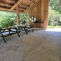 Squaxin Park - Shelter 1 is huuuge