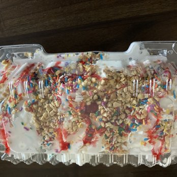 La Michoacana VIP - Banana split - definitely a zero for presentation - Ice Cream & Frozen Yogurt Near Me - Bell Gardens, California La Michoacana VIP - Banana split - definitely a zero for presentation - Ice Cream & Frozen Yogurt Near Me - Bell Gardens, California