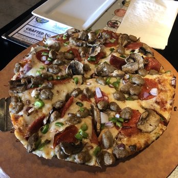 Block Brewing Company - Personal pizza - Brewpubs Near Me - Brighton, Michigan