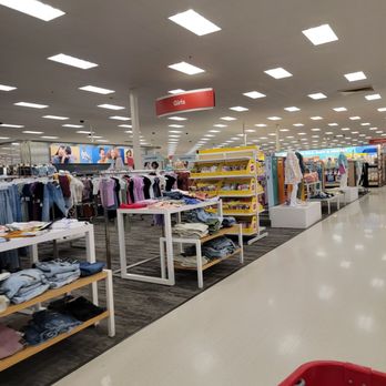TARGET - Updated July 2025 - 231 Photos & 63 Reviews - 7250 Rivers Ave, North Charleston, South ...