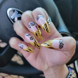 AFTER photo: Full Set Acrylic with nail design