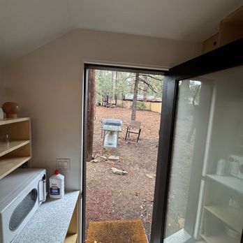 Colorado Lodge - Interior - Vacation Rentals Near Me - Big Bear Lake, California