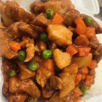 Kuya Jnl - Pork n peas - Filipino Near Me - Waimea, Hawaii