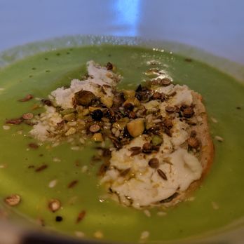 Community Table - New American Near Me - Washington, Connecticut