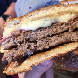 Mcdonald's - Burger with caramelized onions and blue cheese - yum
