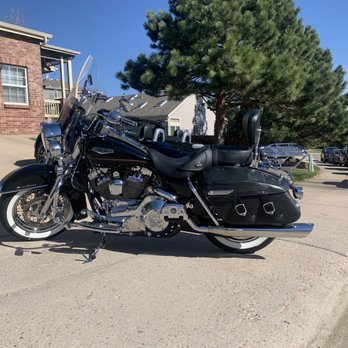D&T Ultimate Auto Detail - 2002 Road King Classic - Auto Detailing Near Me - Wheat Ridge, Colorado D&T Ultimate Auto Detail - 2002 Road King Classic - Auto Detailing Near Me - Wheat Ridge, Colorado