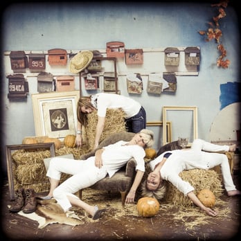 Studio Le Carré - Amazing Studio - Event Photography Near Me - Lyon, 69