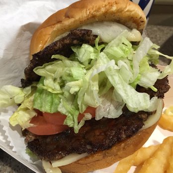Culver's - Asked for lettuce and tomato - Ice Cream & Frozen Yogurt Near Me - Suwanee, Georgia