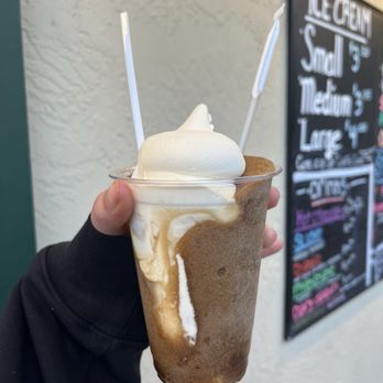 Meadowlark Dairy - diablo w root beer n vanilla soft serve - Ice Cream & Frozen Yogurt Near Me - Pleasanton, California Meadowlark Dairy - diablo w root beer n vanilla soft serve - Ice Cream & Frozen Yogurt Near Me - Pleasanton, California