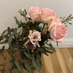 Patricia's Gift & Flowers - What was delivered