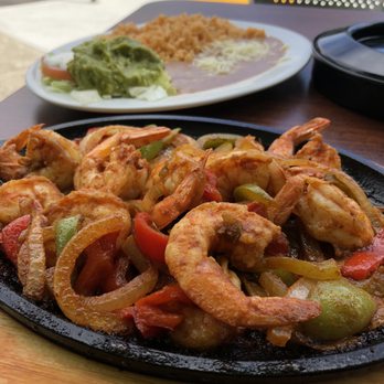 Taqueria Pacifica - Shrimp 20. Fajitas with Shrimp, Rice and Beans Combo - Mexican Near Me - Pacifica, California Taqueria Pacifica - Shrimp 20. Fajitas with Shrimp, Rice and Beans Combo - Mexican Near Me - Pacifica, California