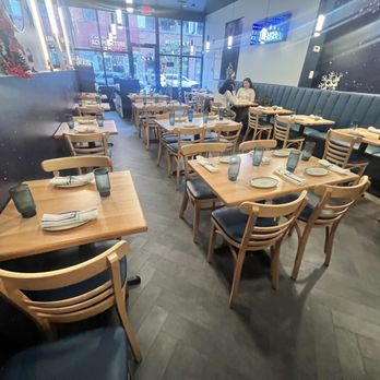 Dara - Thai Near Me - Philadelphia, Pennsylvania