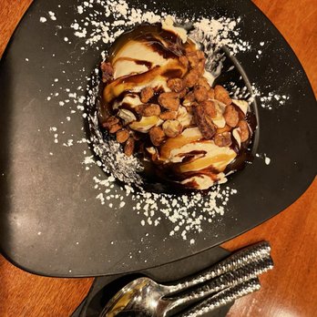 Bluefin Grille - Turtle sundae - New American Near Me - Tofte, Minnesota Bluefin Grille - Turtle sundae - New American Near Me - Tofte, Minnesota