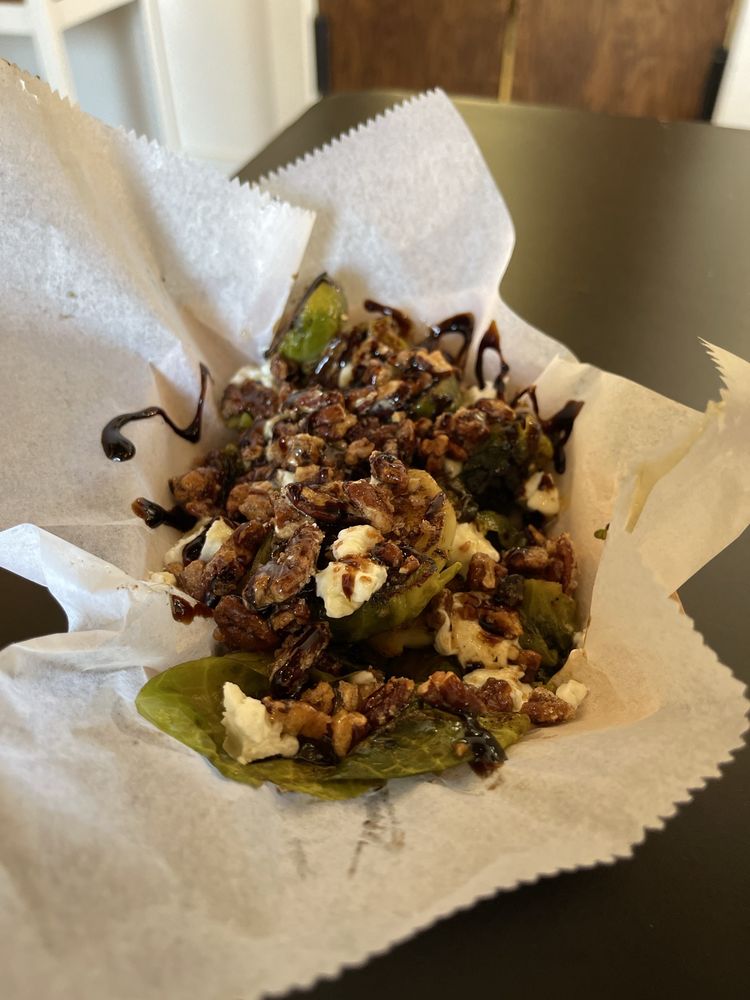 Harvest Kitchen Logo