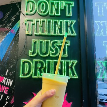 Bowl Shake - Mango Aloha - Juice Bars & Smoothies Near Me - Cliffside Park, New Jersey
