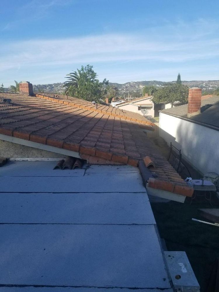 Slide of Gates Roofing