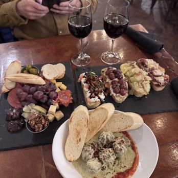Hervé - Wine Bars Near Me - Santa Fe, New Mexico
