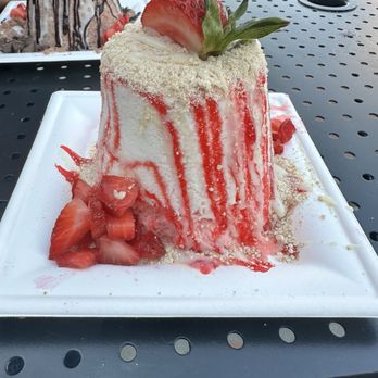 Element Shaved Creamery - Strawberry Cheesecake - Desserts Near Me - Yucaipa, California