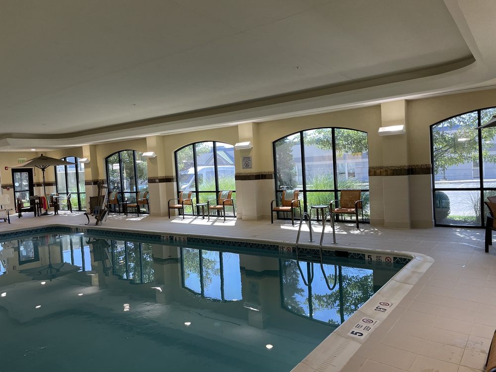 COURTYARD BUFFALO AIRPORT Updated October 2024 109 Photos & 33