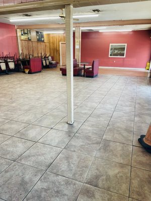 E & L Barbeque by null