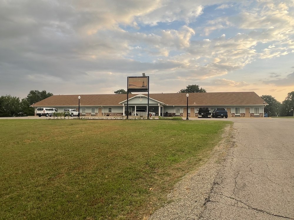 BOOM TOWN INN 203 Settle Dr, Drumright, Oklahoma Hotels Phone