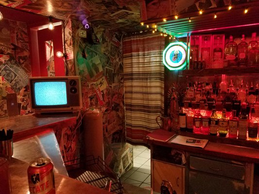 Bodega Underground by null