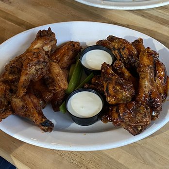 The Bar & Grill - Double Order of Wings - Sports Bars Near Me - Newington, Connecticut