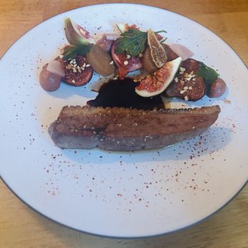 LouLou. - duck breast - Bistros Near Me - Bordeaux, 33 LouLou. - duck breast - Bistros Near Me - Bordeaux, 33
