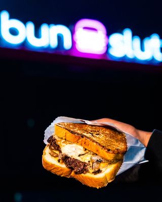 BunSlut (Food Truck) by null