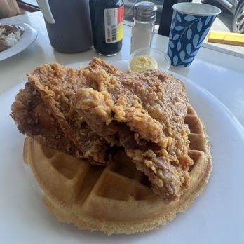 Pancakes & Waffles - Breakfast & Brunch Near Me - Honolulu, Hawaii Pancakes & Waffles - Breakfast & Brunch Near Me - Honolulu, Hawaii