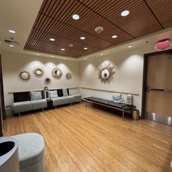 Women’s Imaging Center - Exiting through other lobby