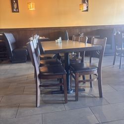Sakura - Seating