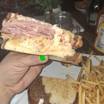 Emberz - Cross section of the Ruben - Wine Bars Near Me - Sonora, California