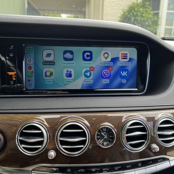 Luxury Car Audio - Mercedes S63 2014 Apple CarPlay installed on factory screen, OEM integration - Car Stereo Installation Near Me Luxury Car Audio - Mercedes S63 2014 Apple CarPlay installed on factory screen, OEM integration - Car Stereo Installation Near Me